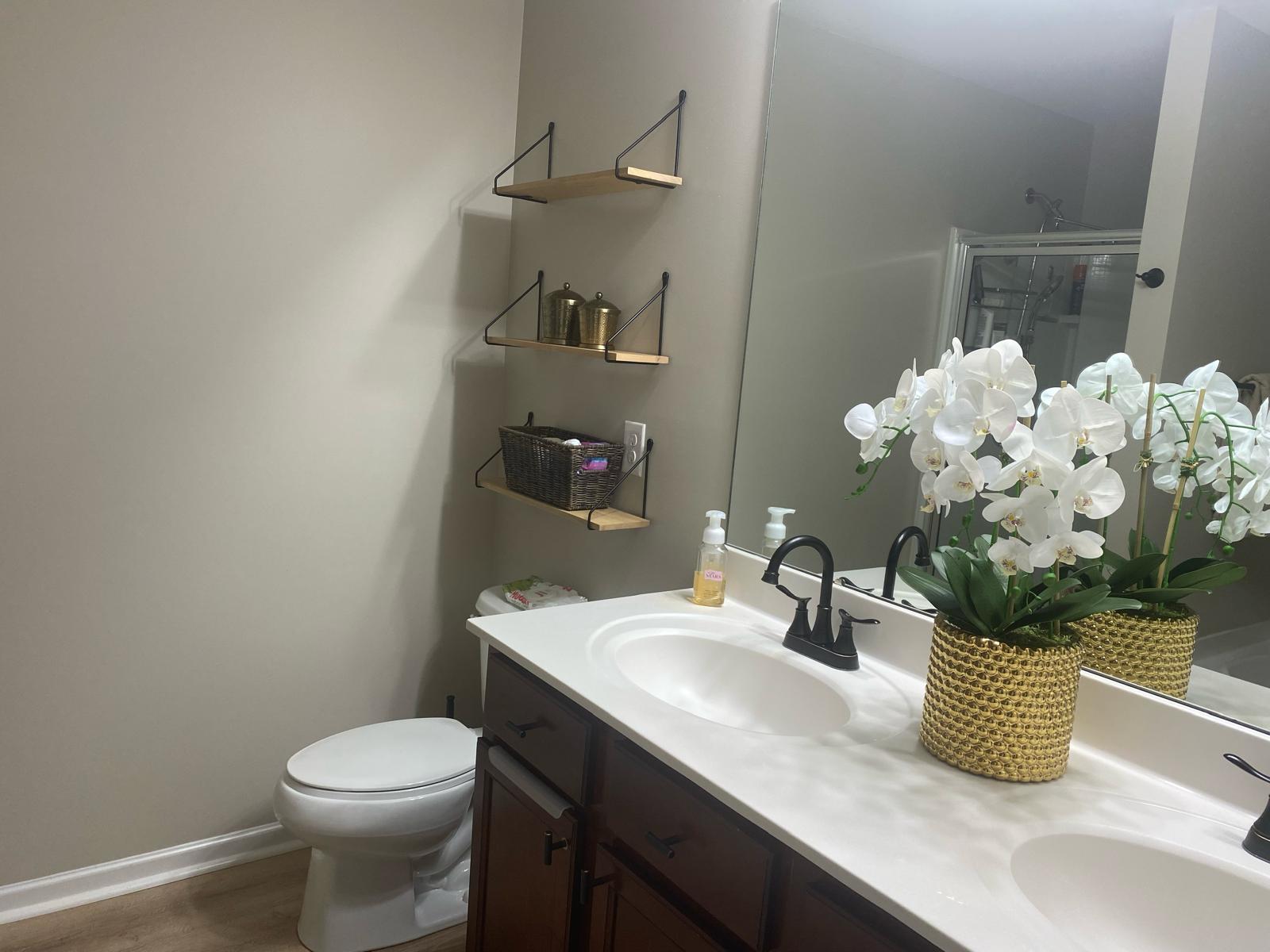 Tidy entryway ready for guests after event cleaning